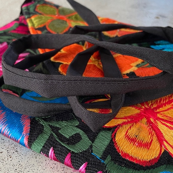 Embroidered Handmade Bohemian Convertible Crossbody Clutch Colourful Floral - Picture 17 of 17